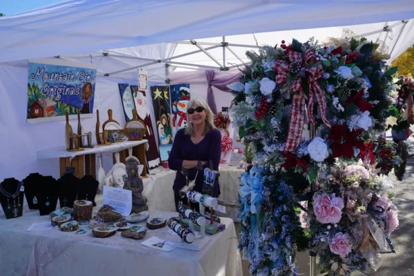 Shop-Small-Henderson-Gallery-Image-4